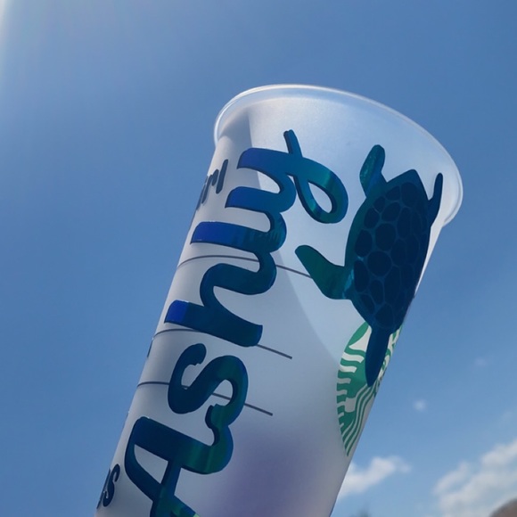 Custom 24oz Reusable Tumbler ‘Turtles’ - Picture 3 of 4